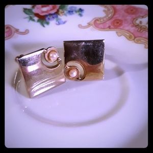 Pearl Set Cufflinks